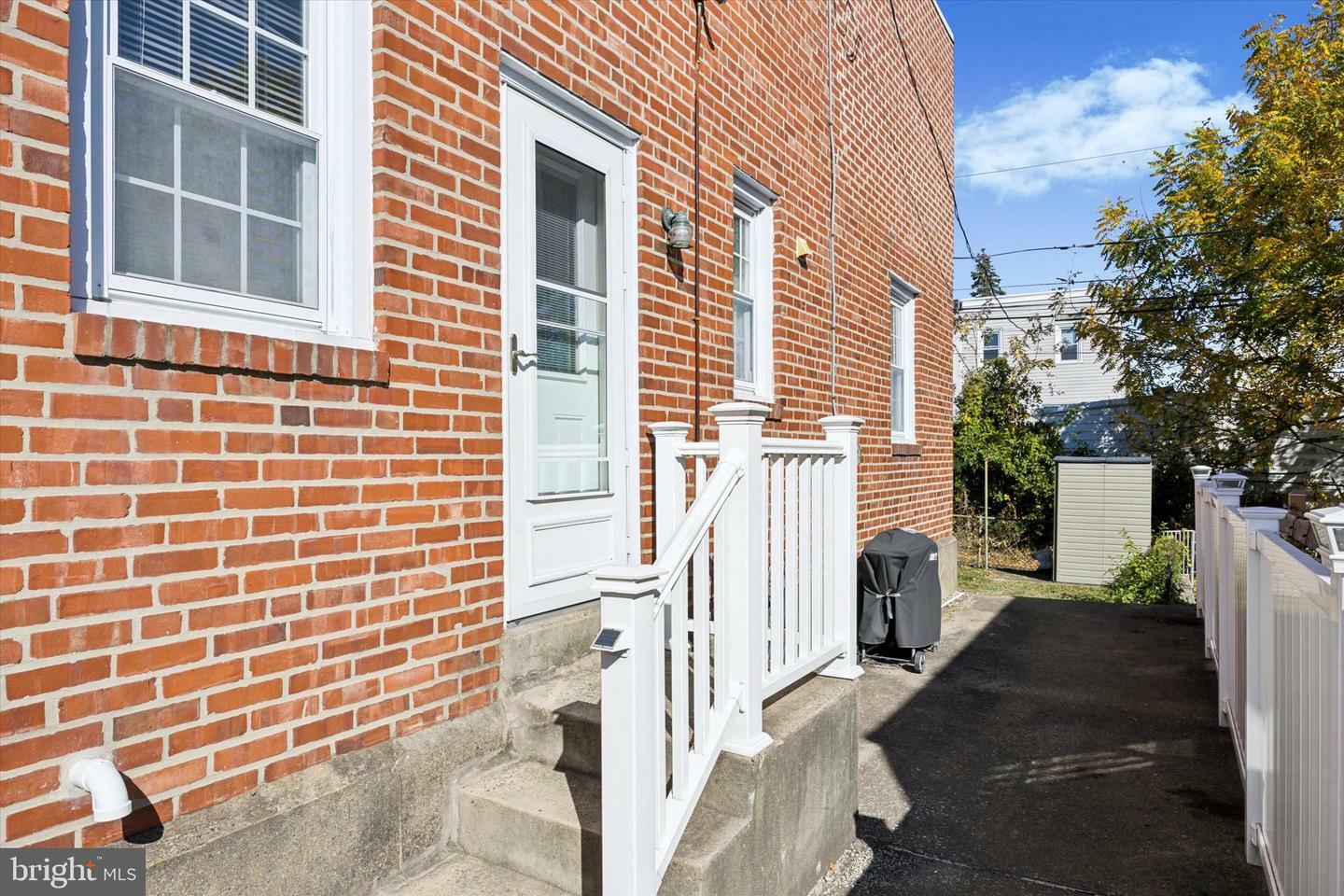 Property Photo:  1213 Agnew Drive  PA 19026 