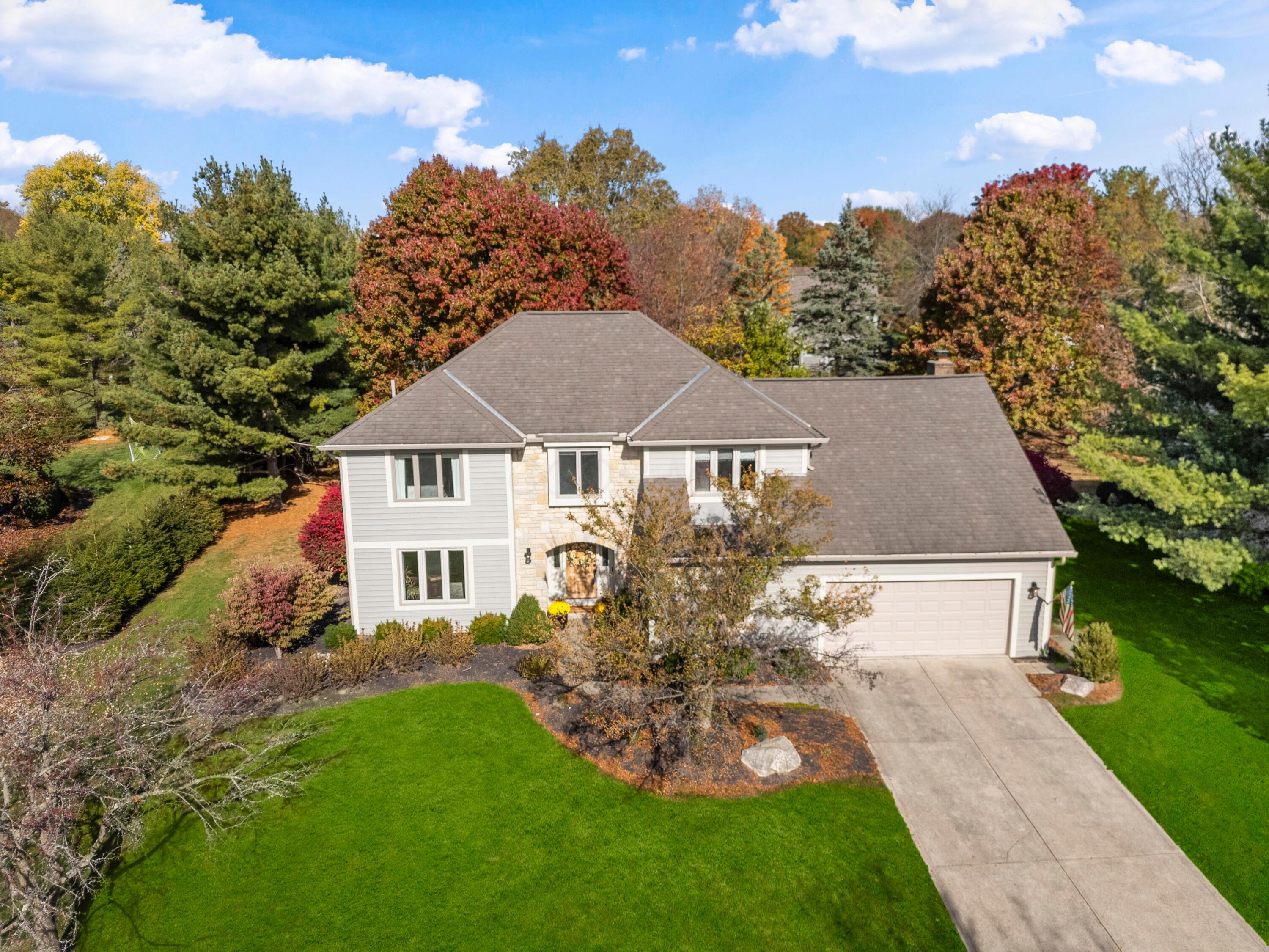 Property Photo: 5611 Loch Broom Circle OH 43017