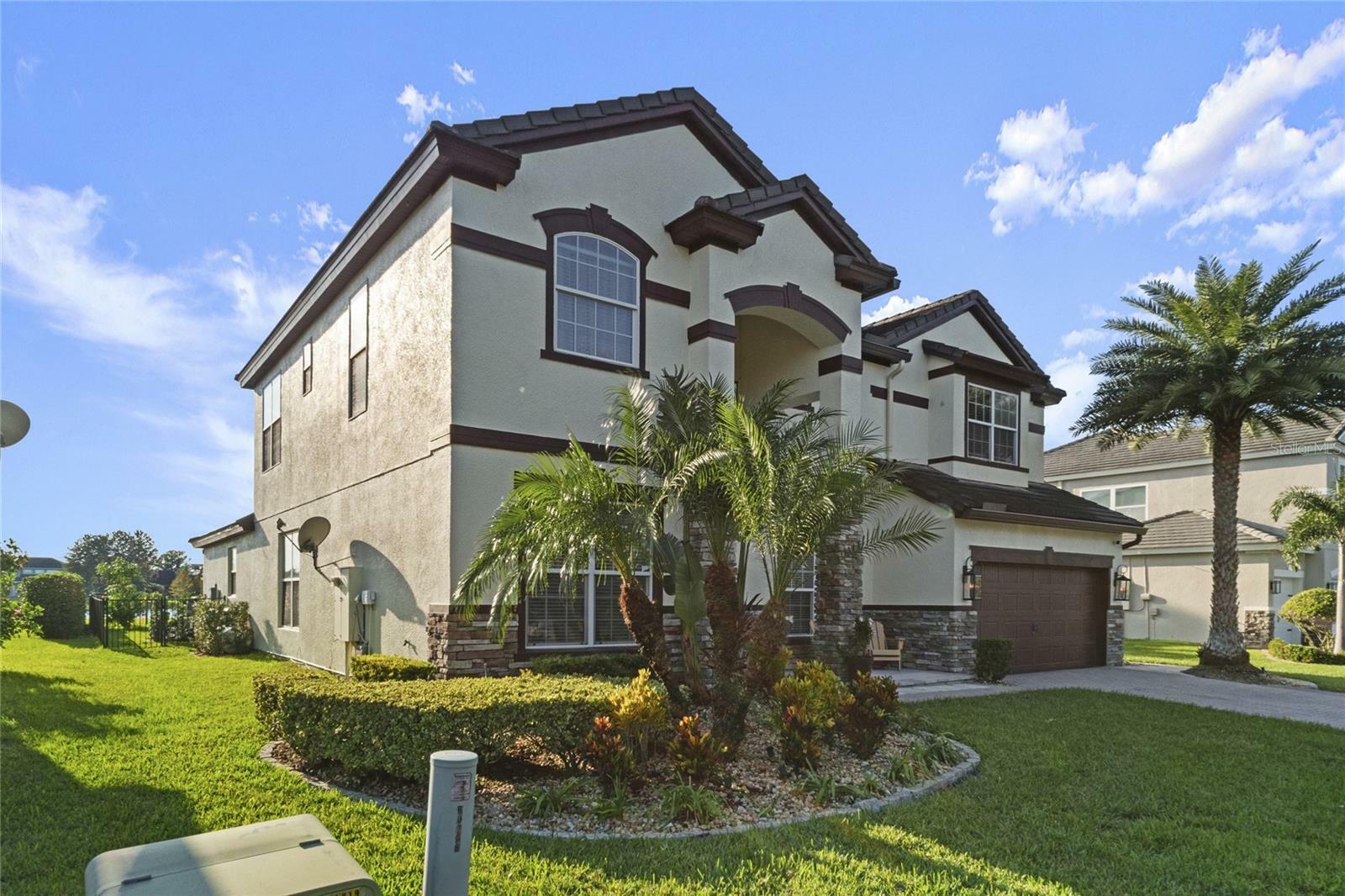 Property Photo:  1826 Blackwater Court  FL 34787 