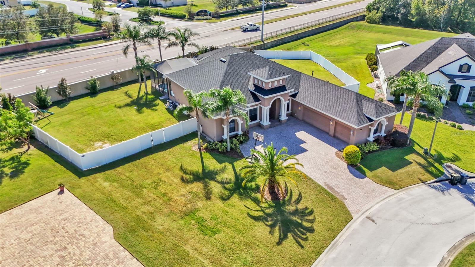 Property Photo:  3652 Frentress Drive  FL 33812 