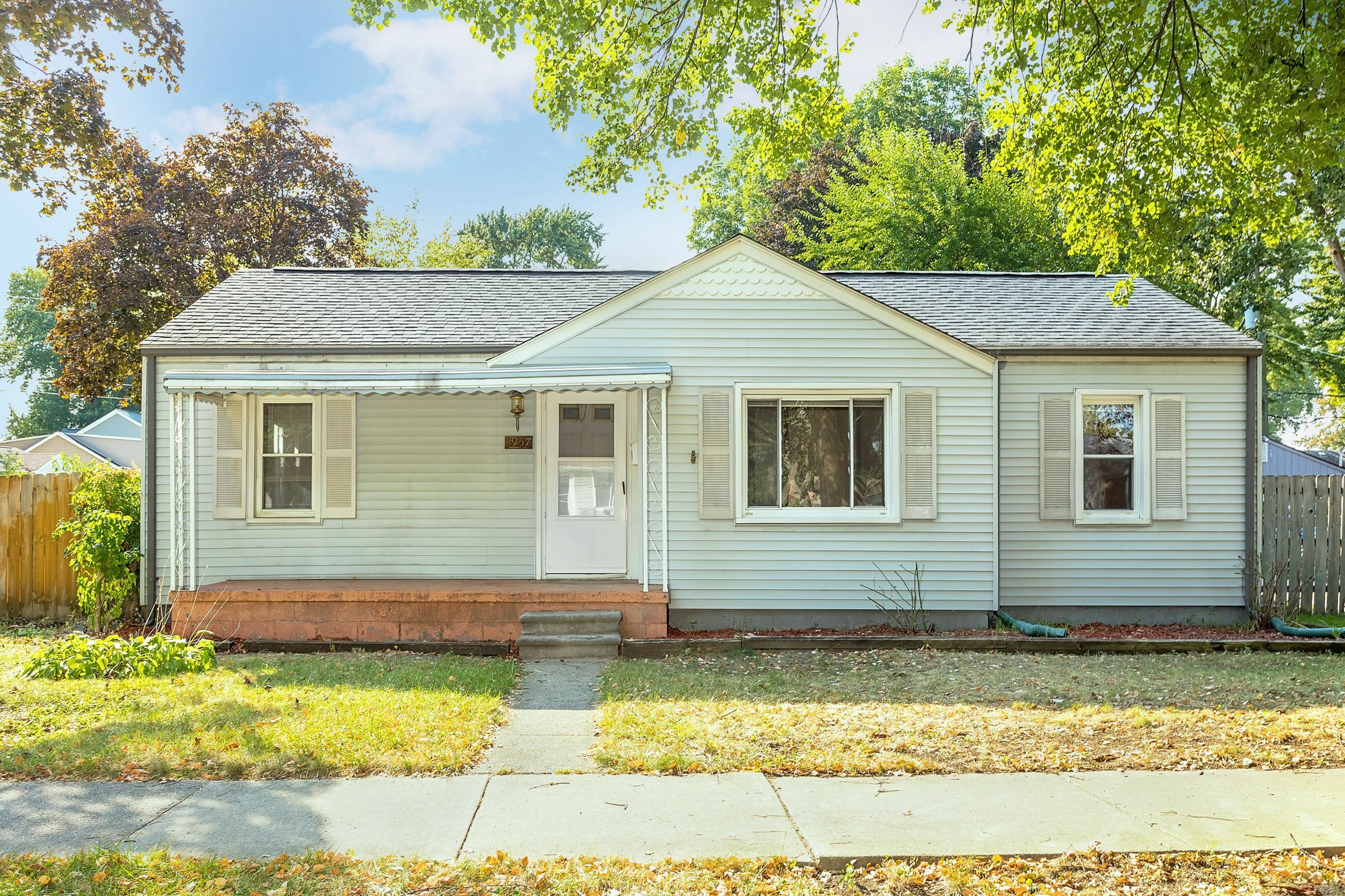 Property Photo:  1957 Bonner Street  MI 48220 1949 