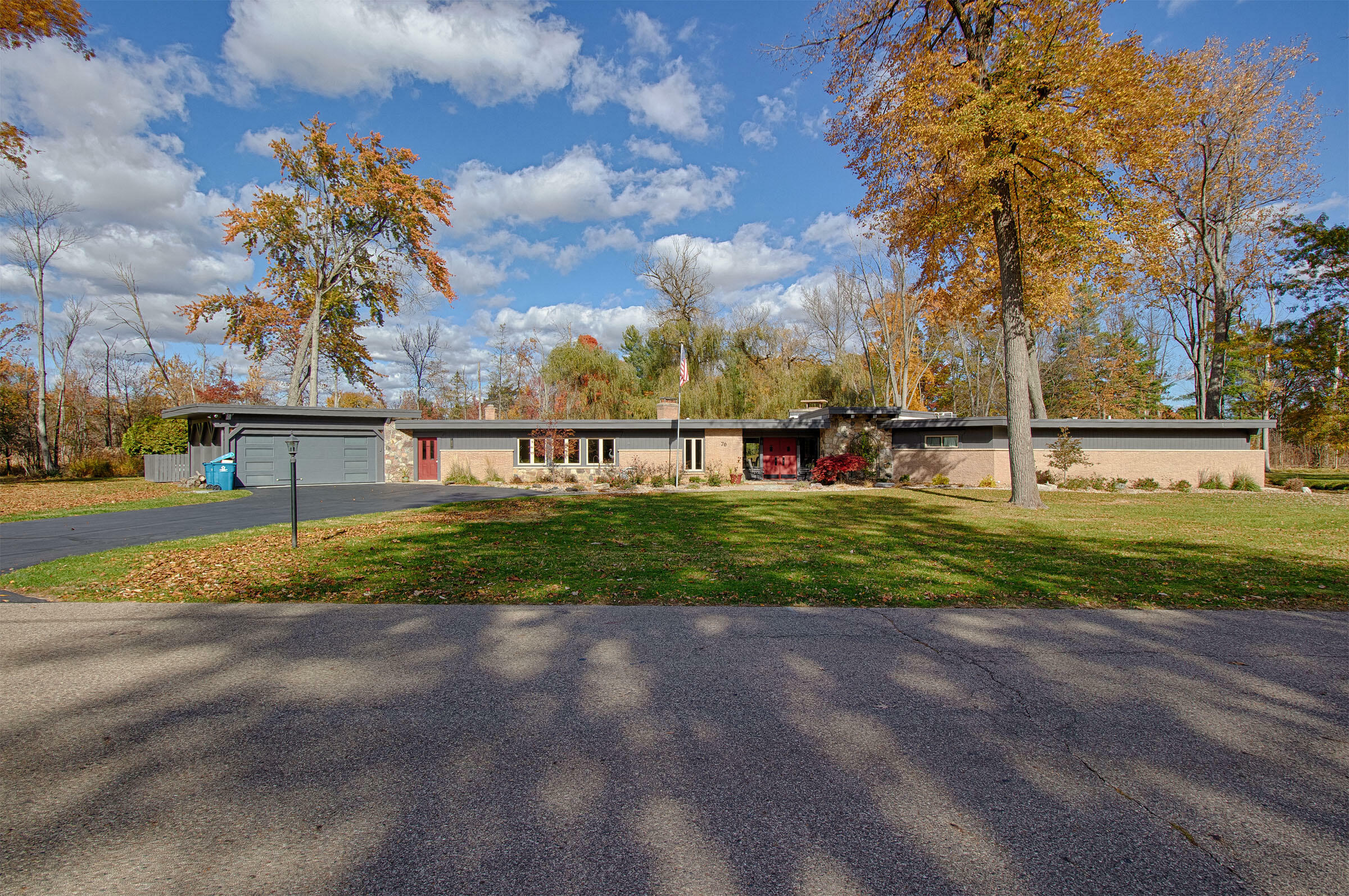 Property Photo:  70 Lynwood Drive  MI 49015 