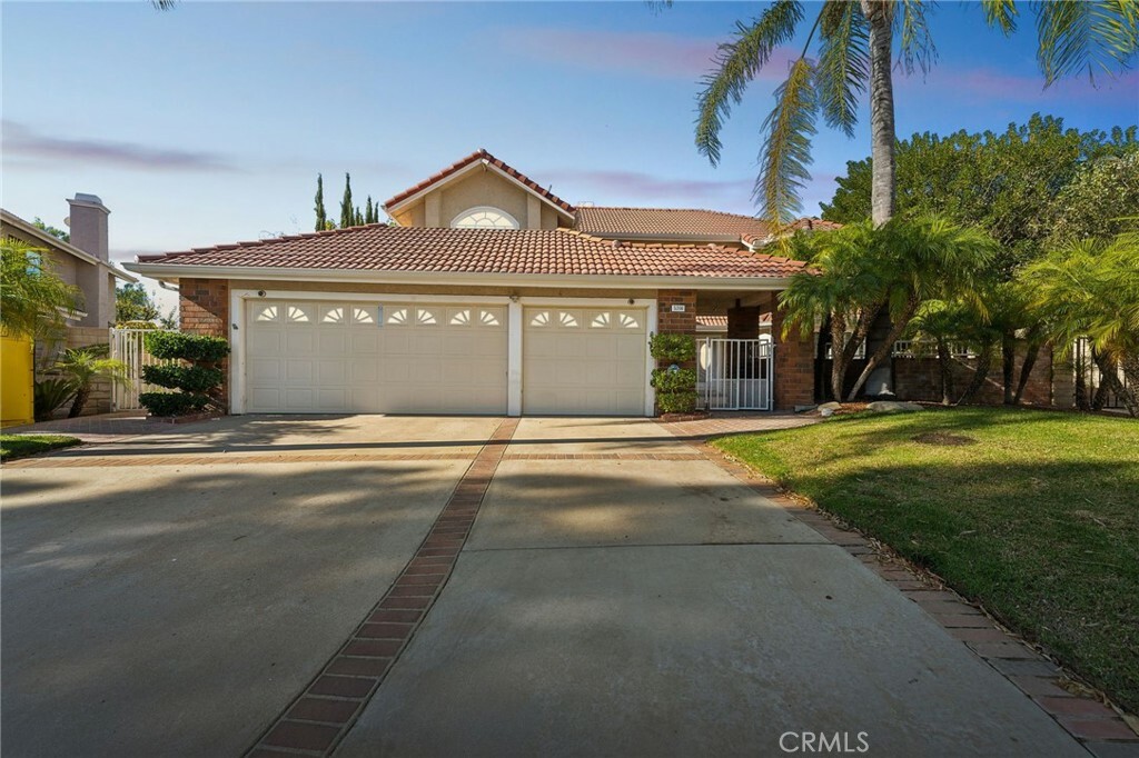 Property Photo:  5206 Seneca Place  CA 93063 