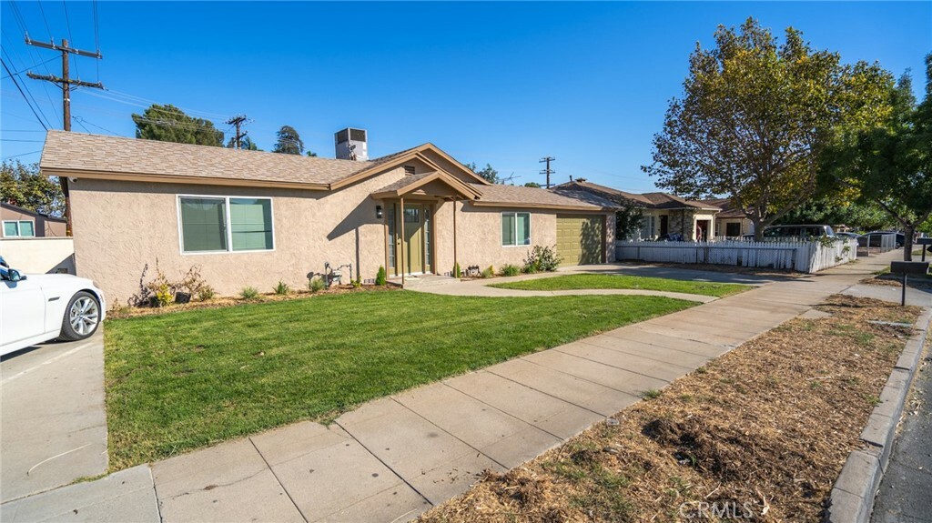 Property Photo:  355 N Orange Avenue  CA 92376 