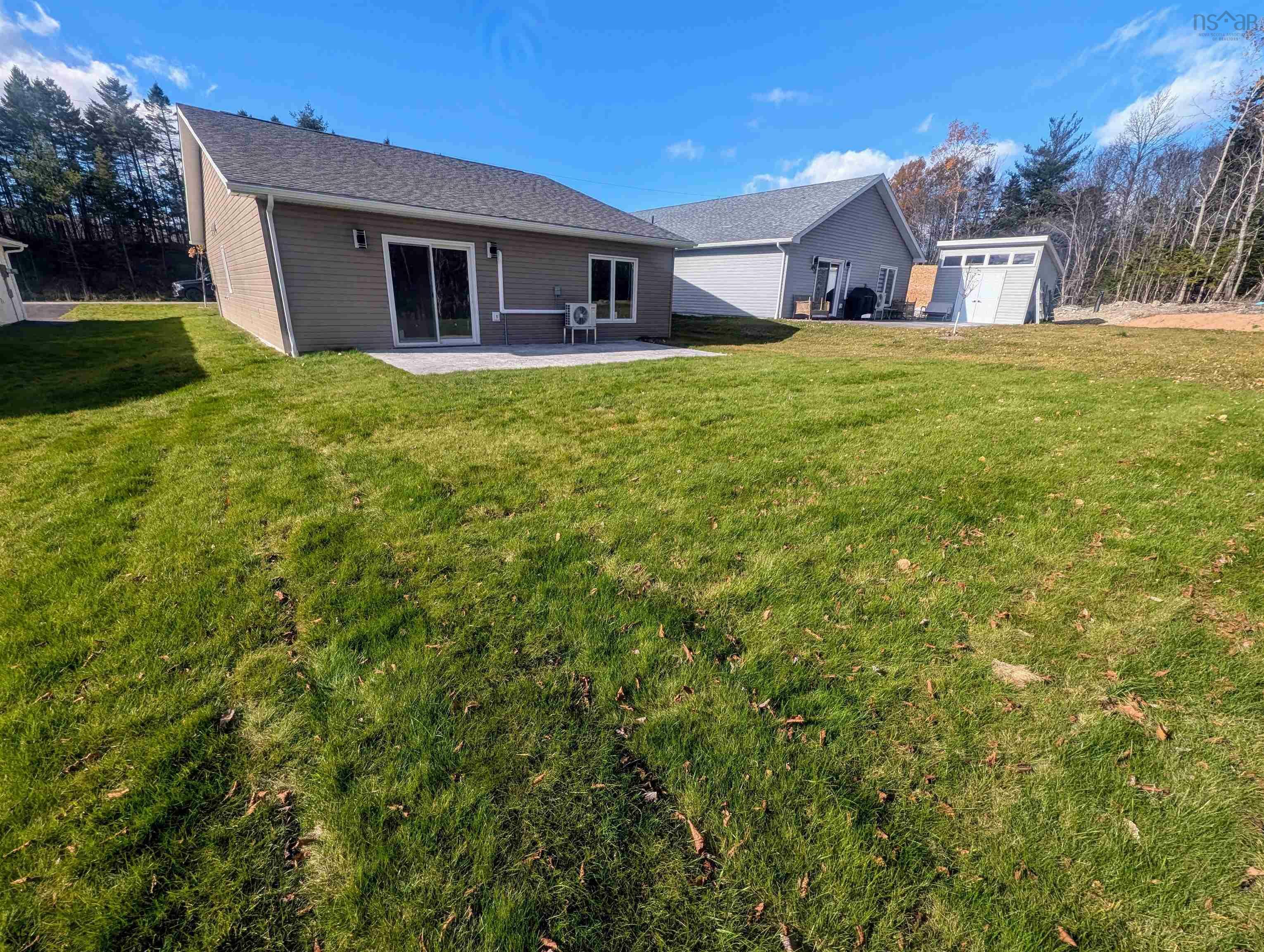 Property Photo: 24 Shadebush Walk 31 NS B4E 0X8