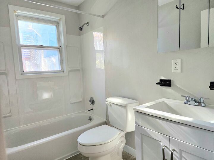 Property Photo:  13 Short Street 1R  MA 01453 