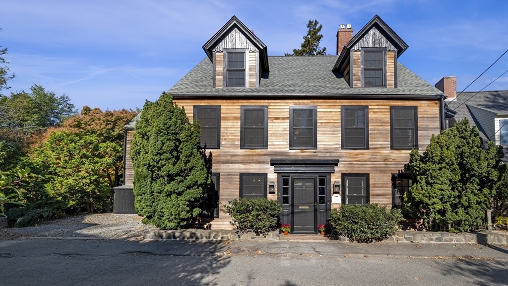 Property Photo:  15 Circle Street  MA 01945 