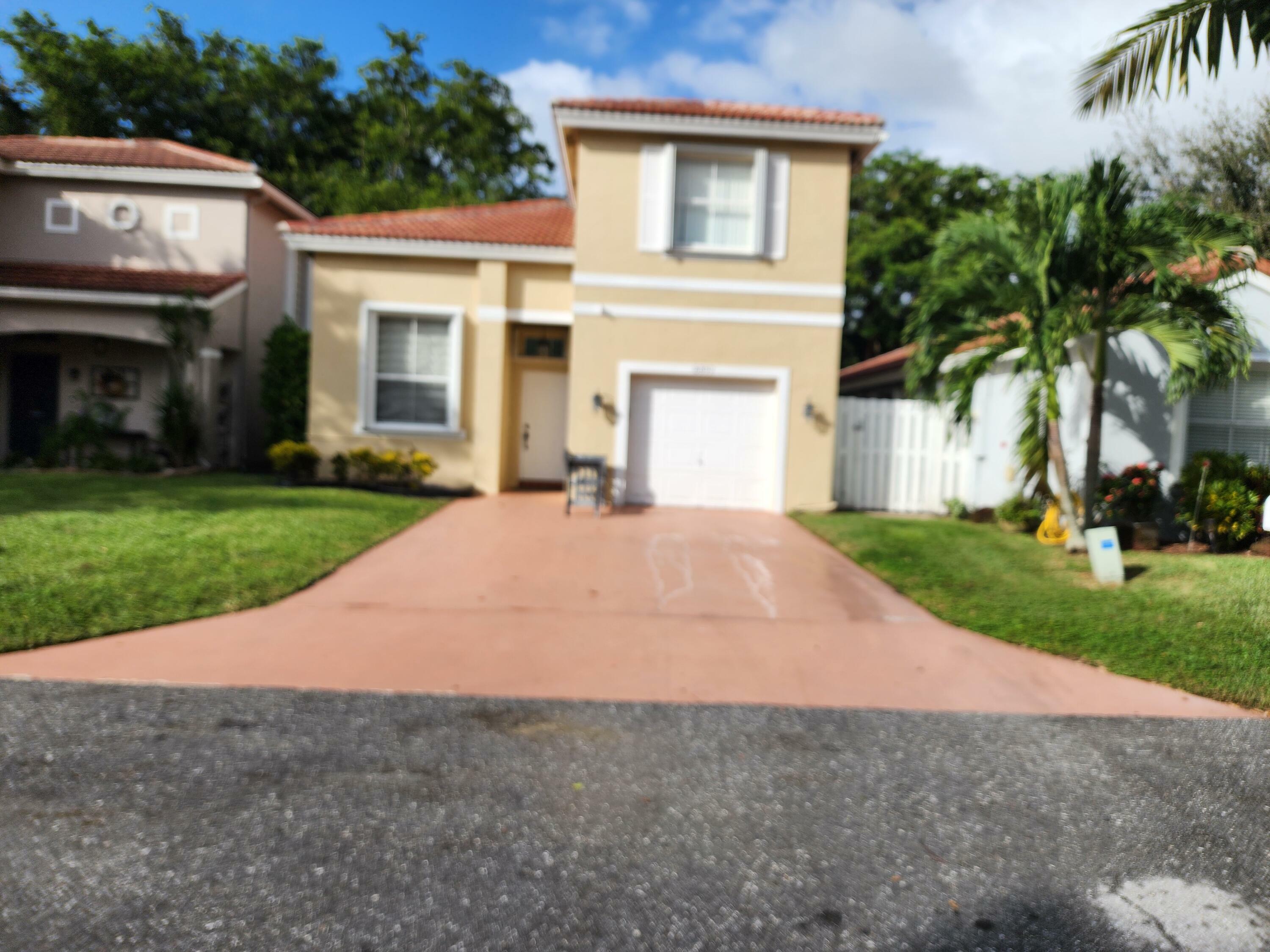 Property Photo:  6892 Silverado Terrace  FL 33463 