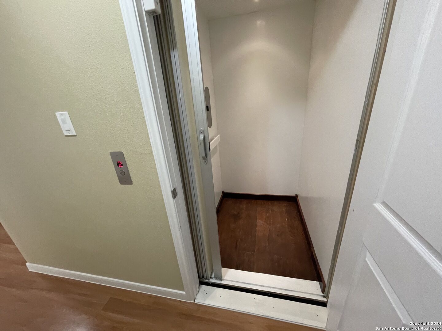 Property Photo: 13319 Loma Viento TX 78233