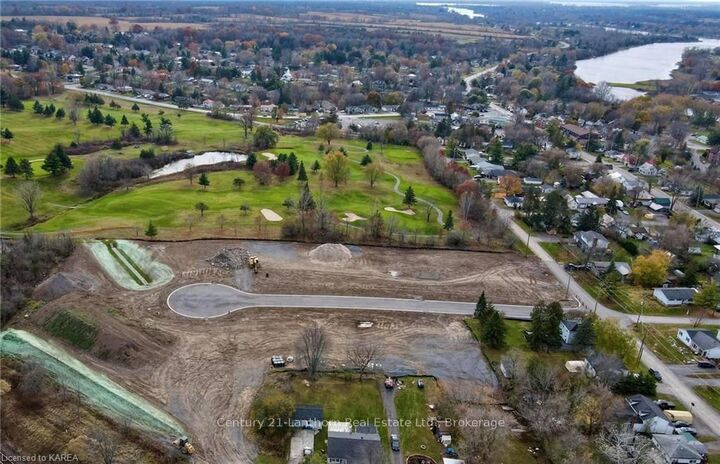 Property Photo:  24 Parks St  ON K7R 0G1 