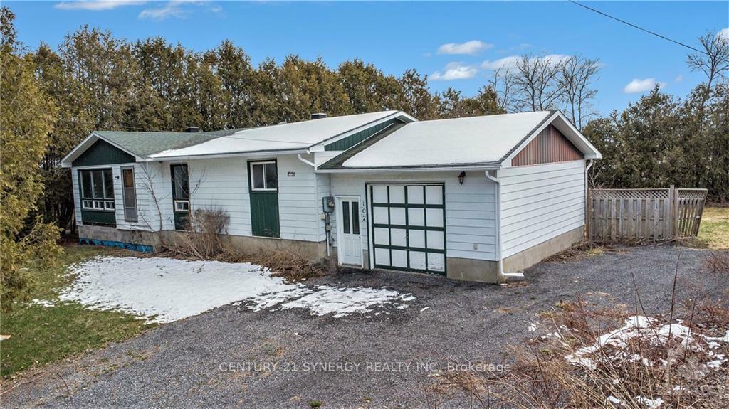 Property Photo: 102 Laurier Street ON K0A 1M0