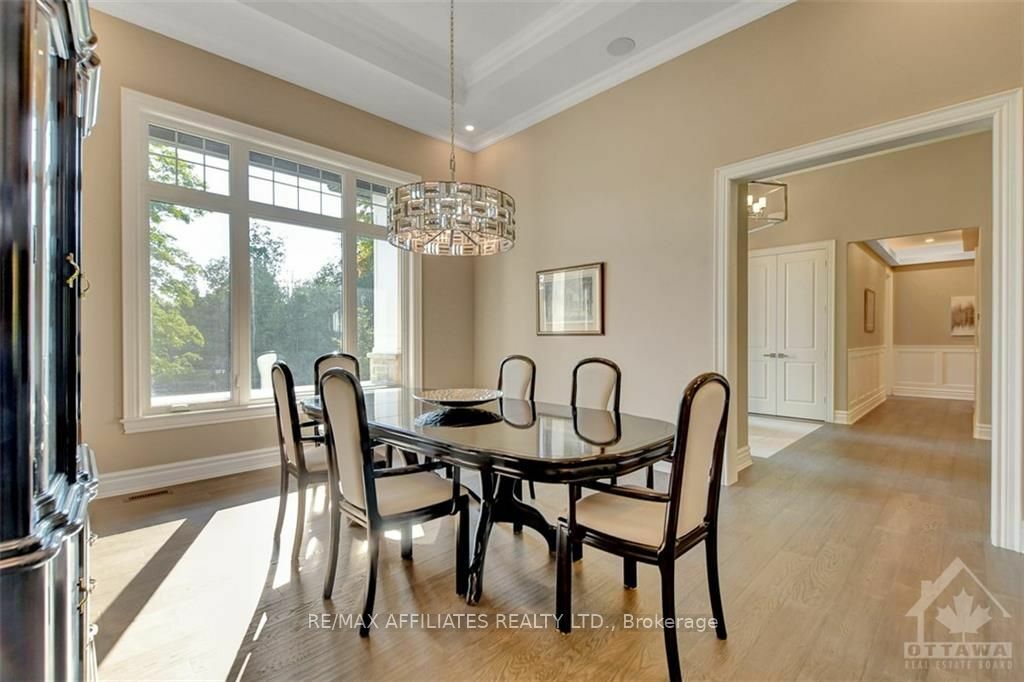 Property Photo:  1443 Duchess Cres  ON K4M 1K2 