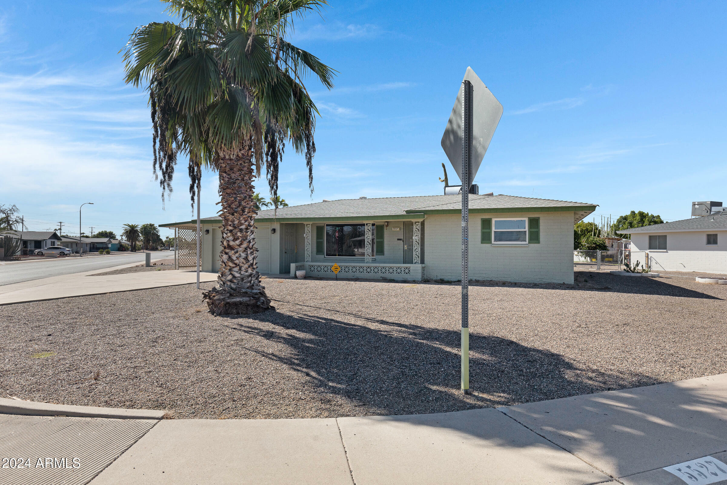 Property Photo:  5527 E Colby Street  AZ 85205 