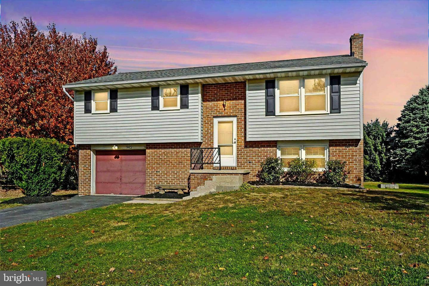 945 Driver Avenue  Landisville PA 17538 photo