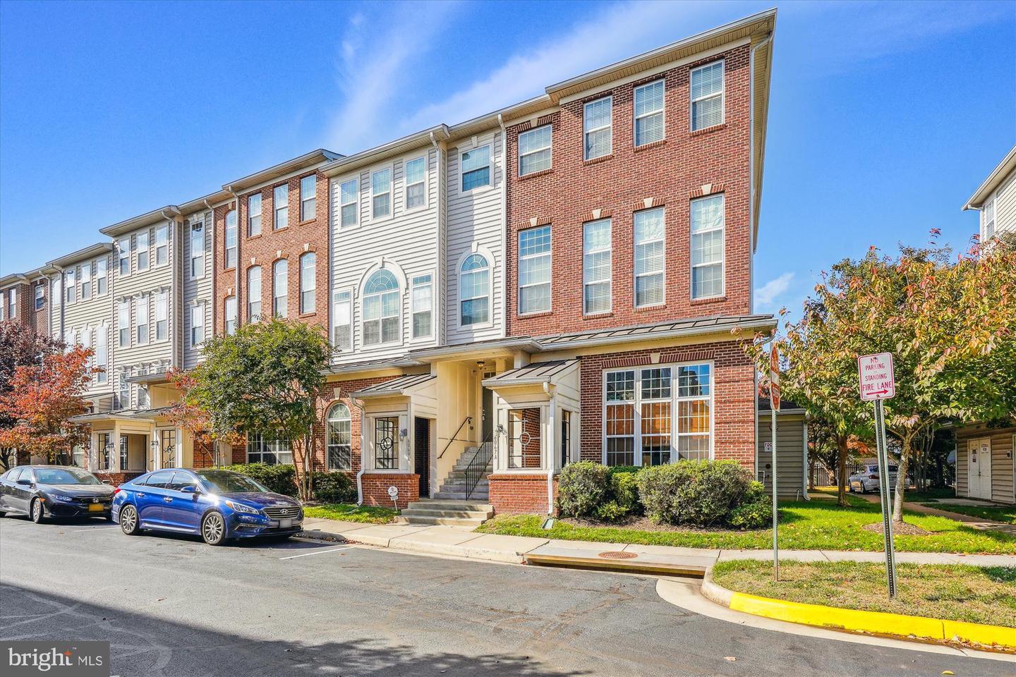 Property Photo: 6069 Wicker Lane B VA 20121