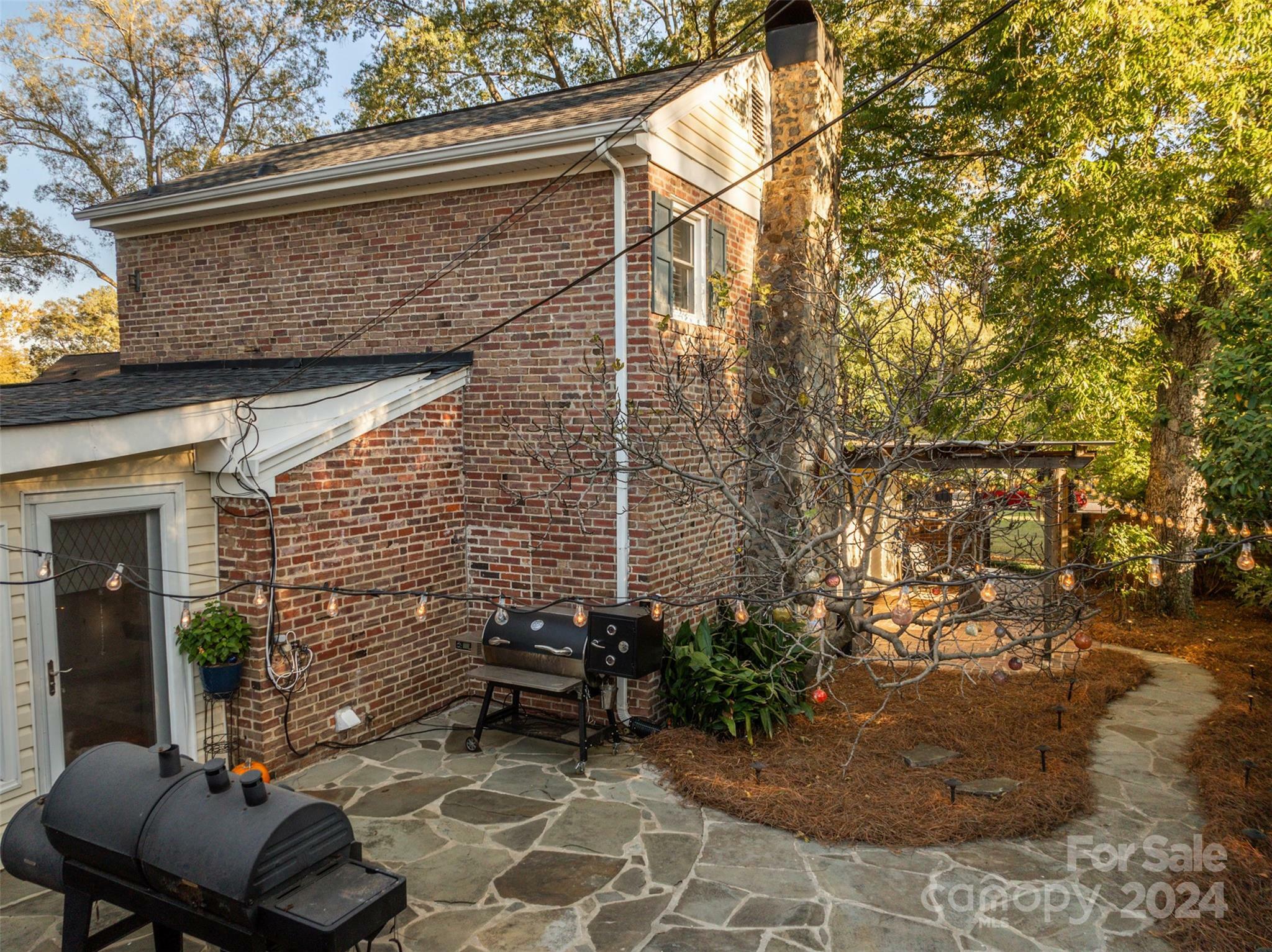 Property Photo:  715 Myrtle Drive  SC 29730 