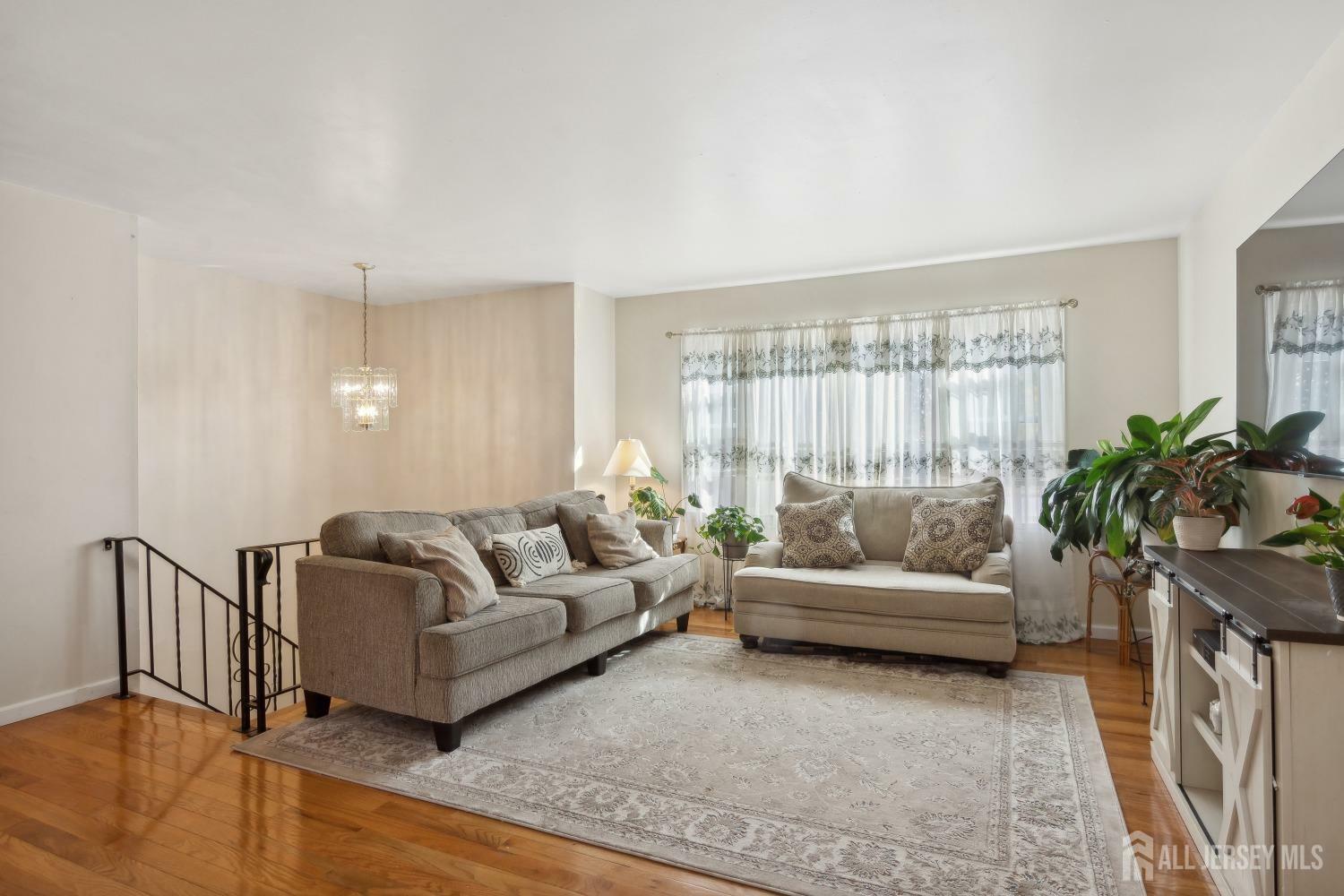 Property Photo:  264 Conen Street  NJ 08820 