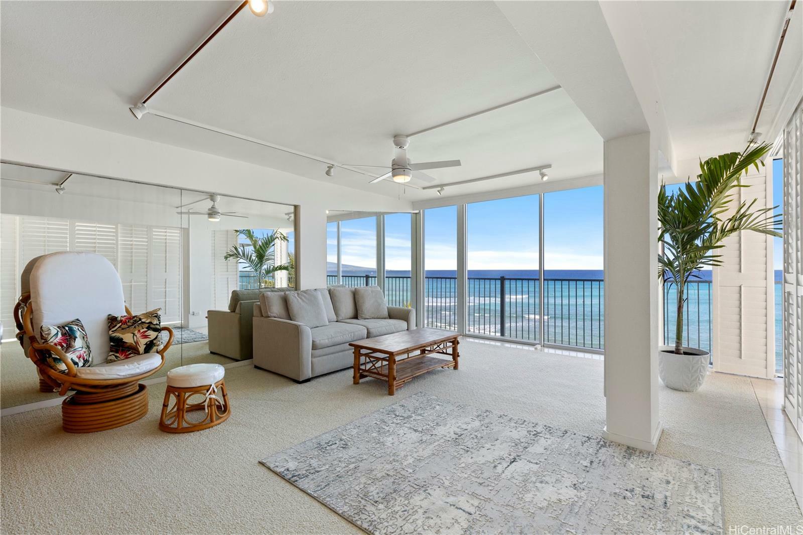 Property Photo:  3015 Kalakaua Avenue 902  HI 96815 