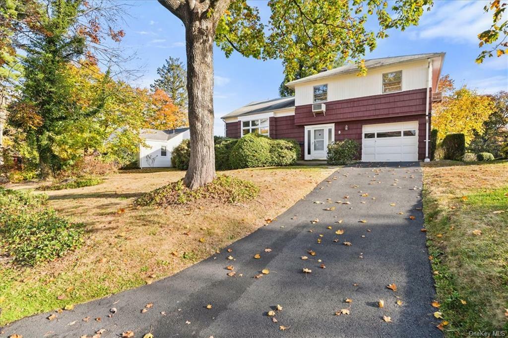 Property Photo:  8 Highview Place  NY 10604 