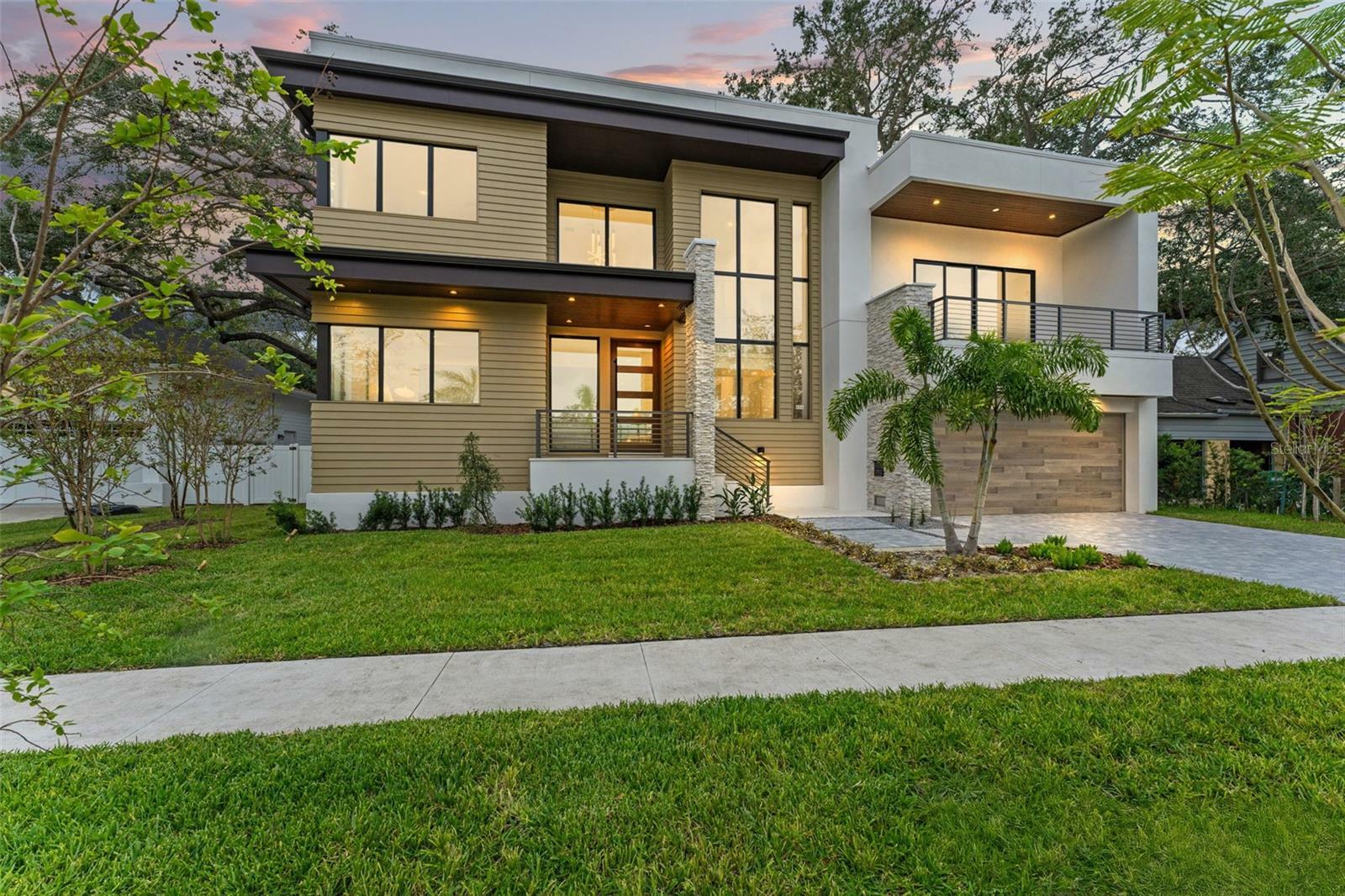 Property Photo: 496 Severn Avenue FL 33606