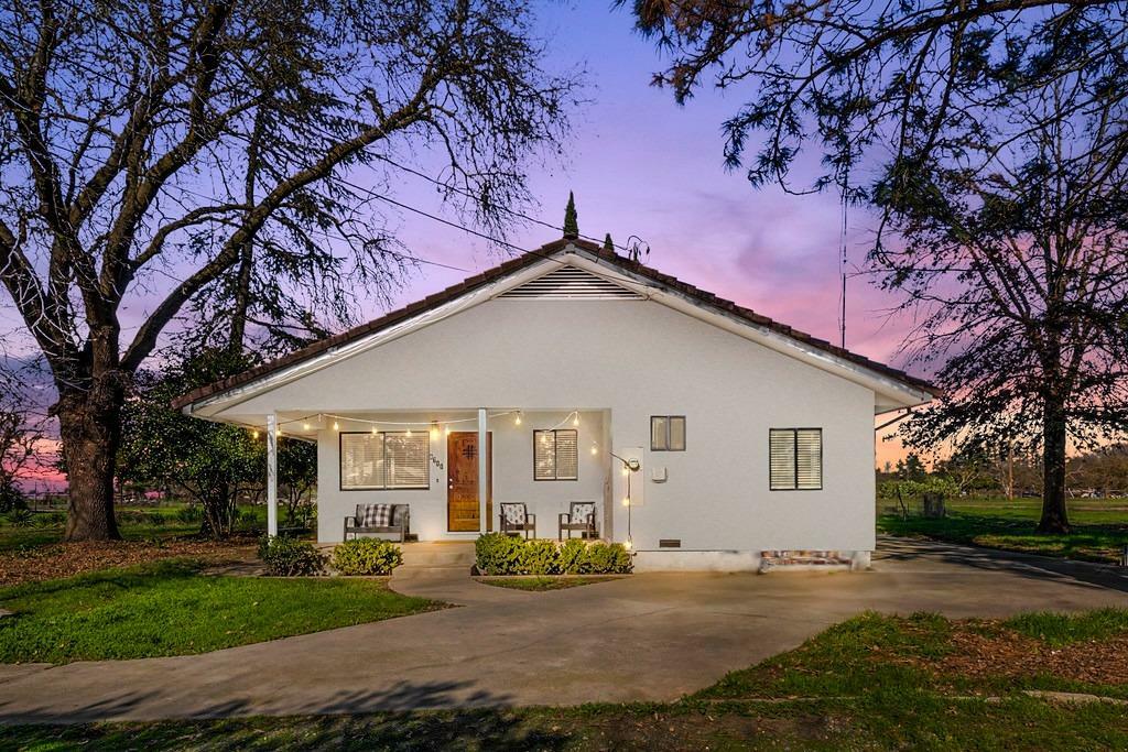 Property Photo:  8711 Bradshaw Road  CA 95624 