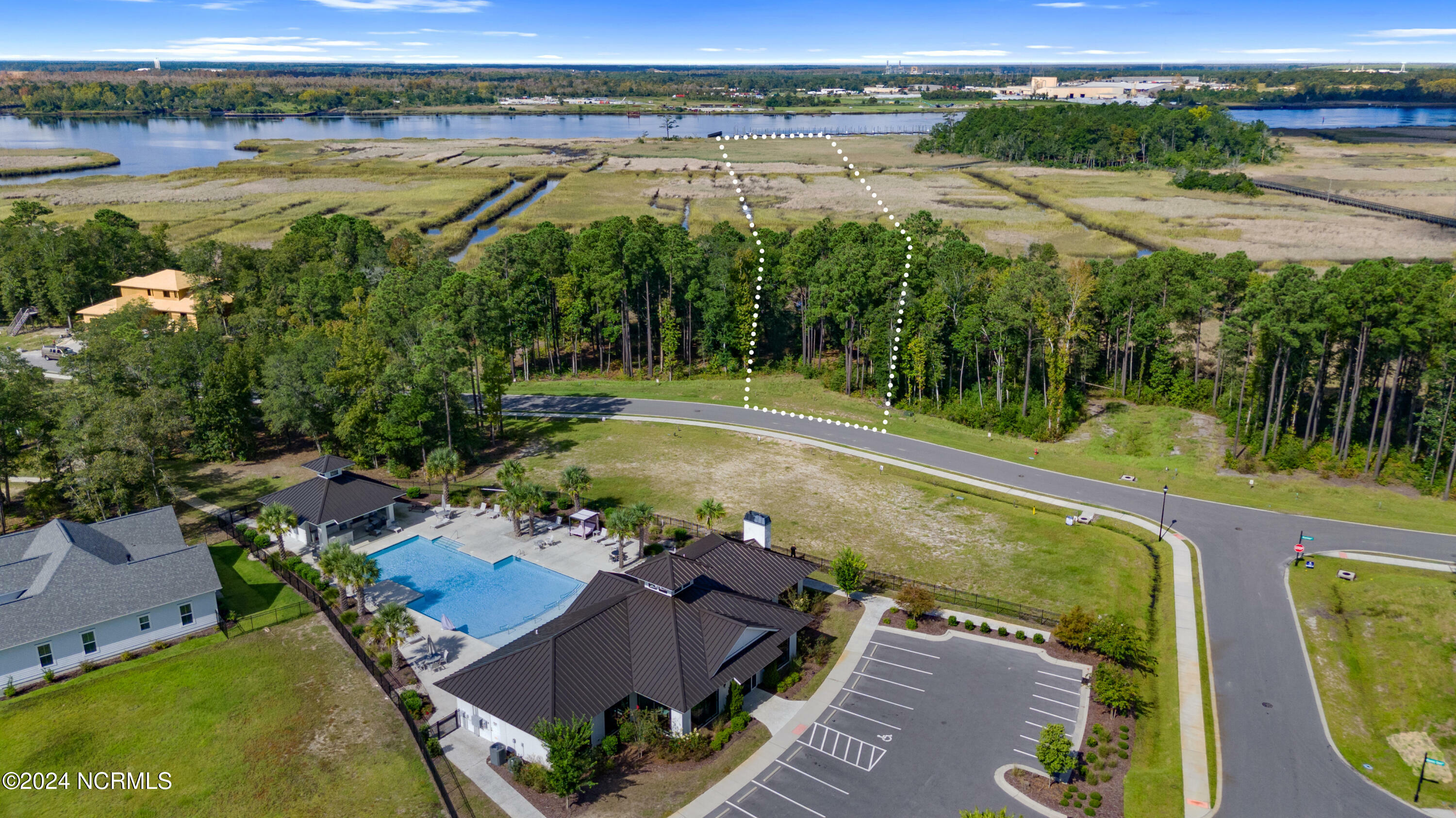 Property Photo: 1547 Riverview Terrace NC 28401