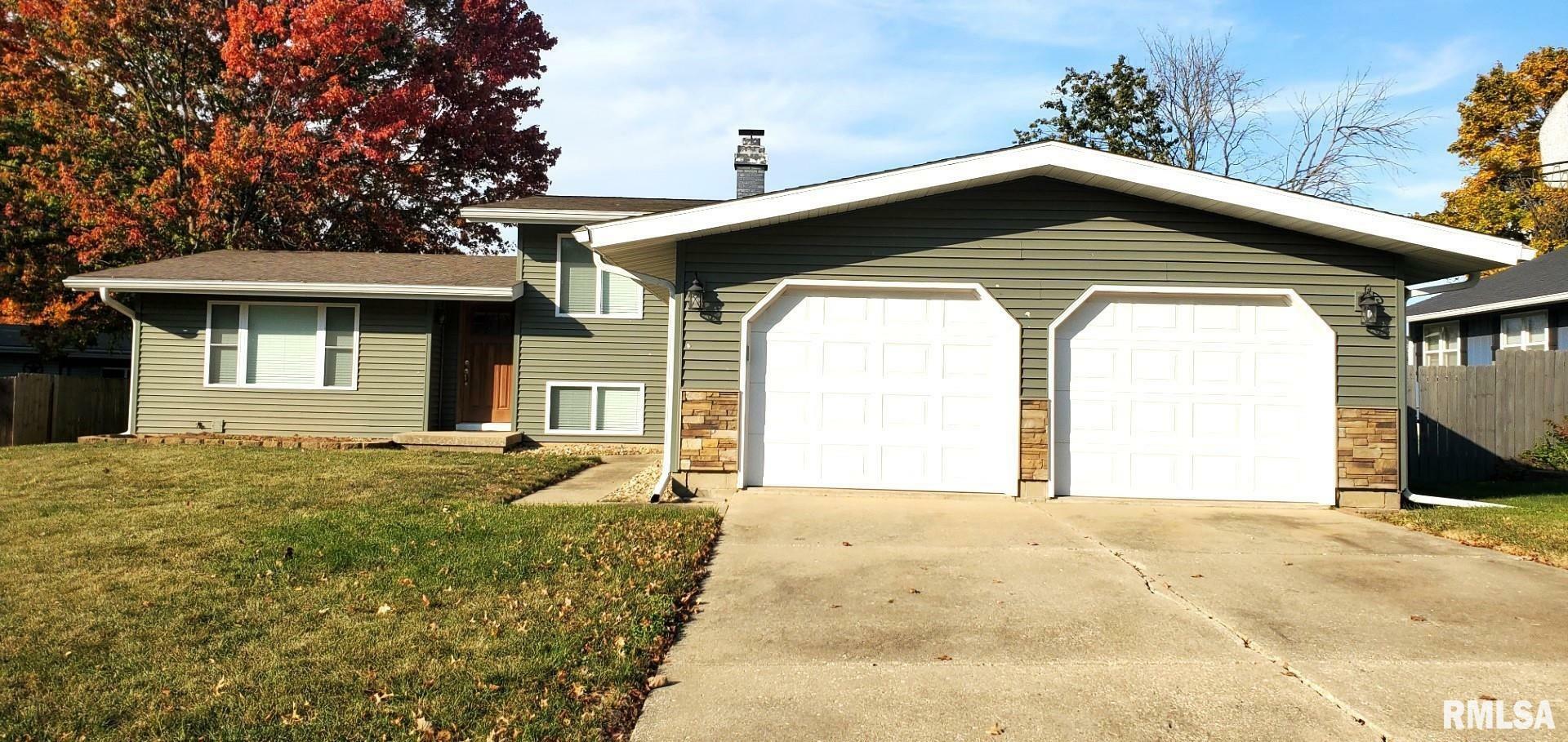 Property Photo:  1480 E Sycamore Street  IL 61520 