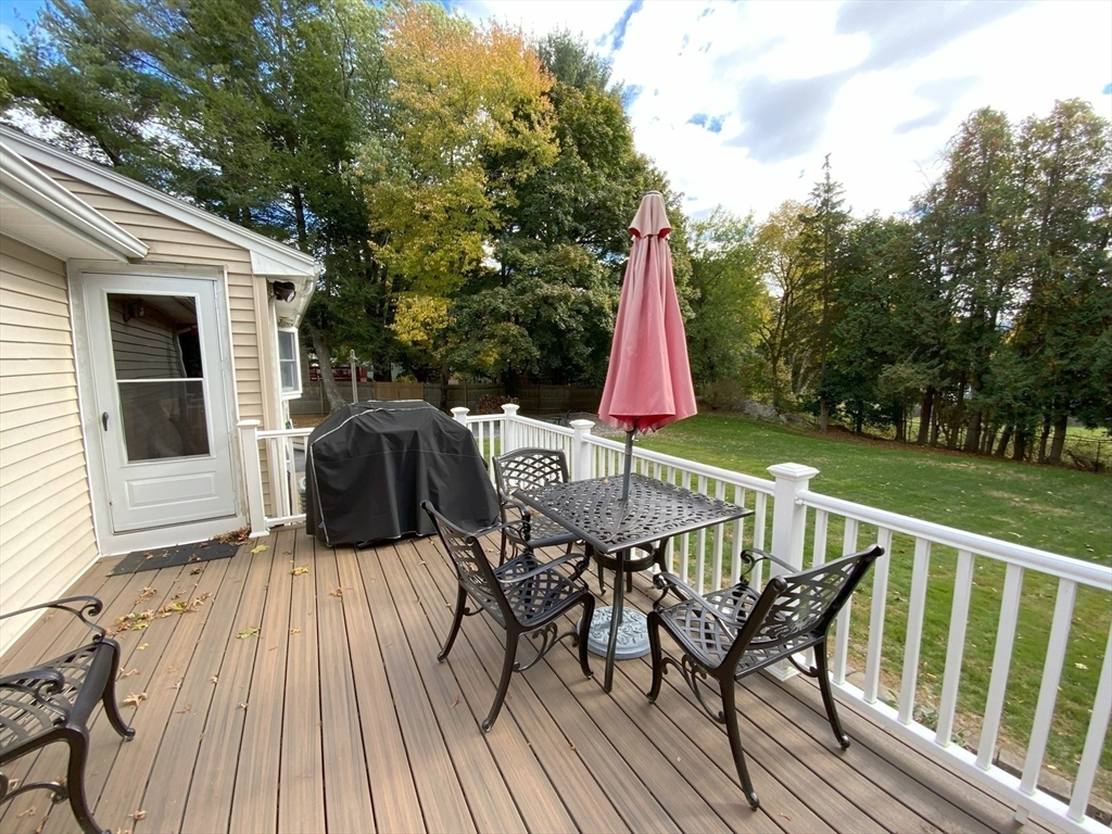 Property Photo:  3 Briarwood Rd  MA 01701 