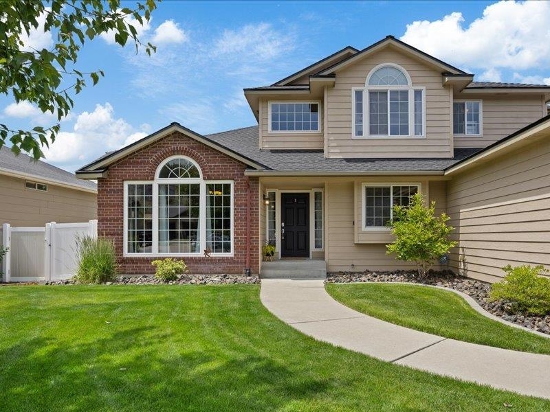 Property Photo:  9115 N James Ct  WA 99208 