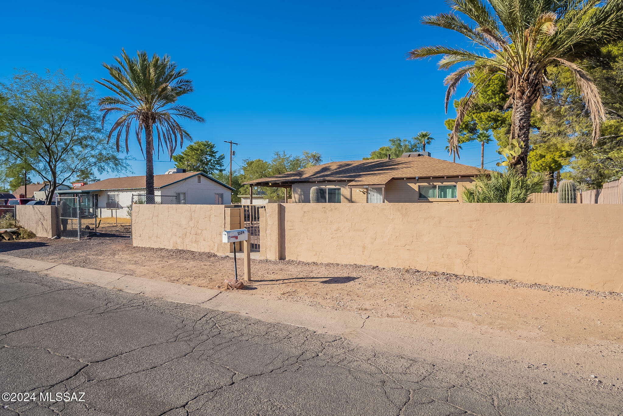 Property Photo:  5509 E 25th Street  AZ 85711 