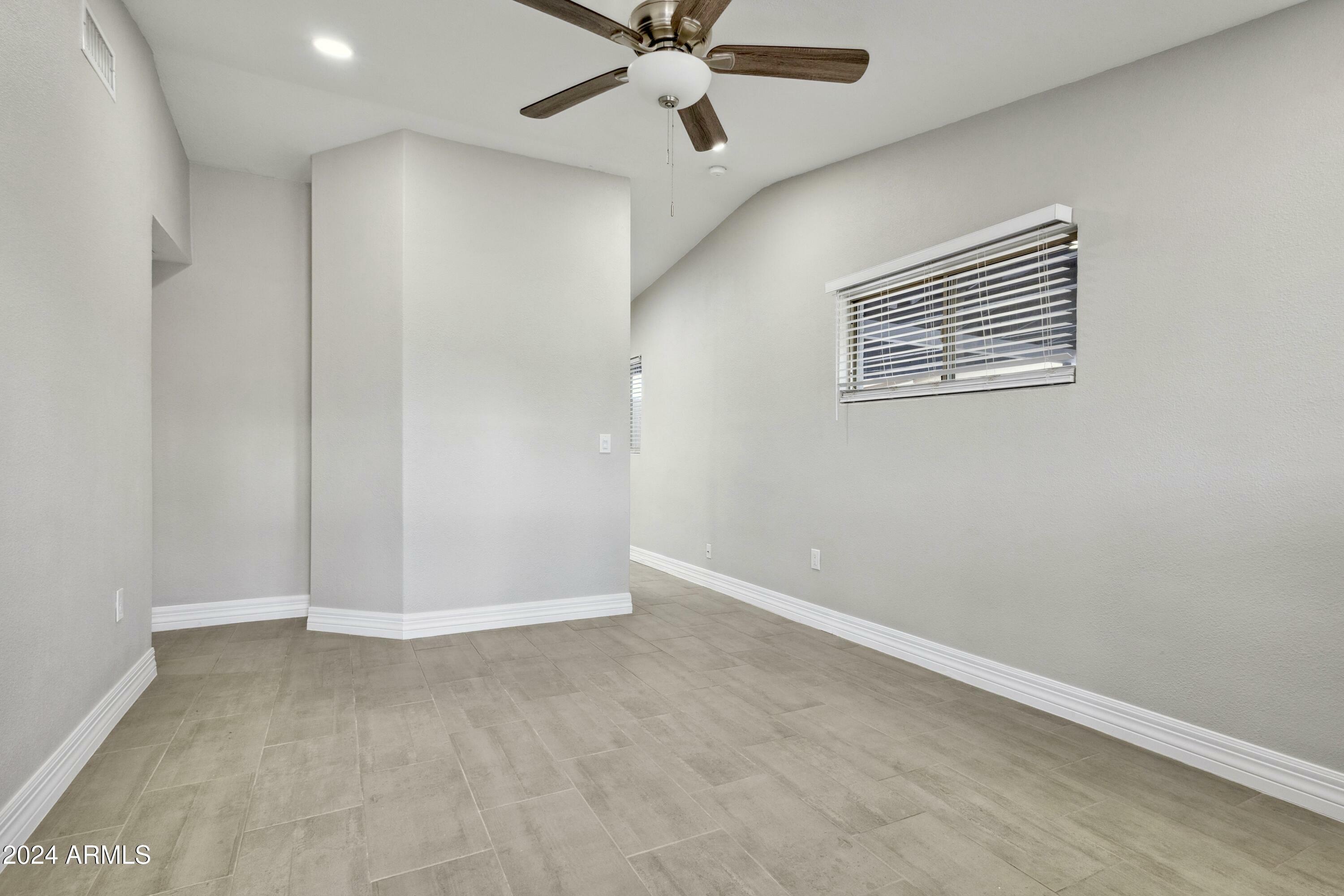 Property Photo:  2068 E Howe Avenue  AZ 85281 