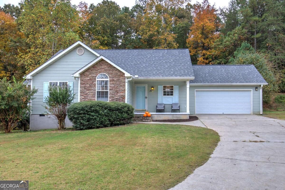 Property Photo:  31 Covered Springs Drive  GA 30165 