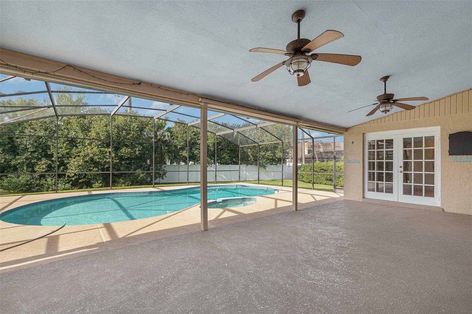 Property Photo:  8614 Sand Lake Shores Drive  FL 32836 