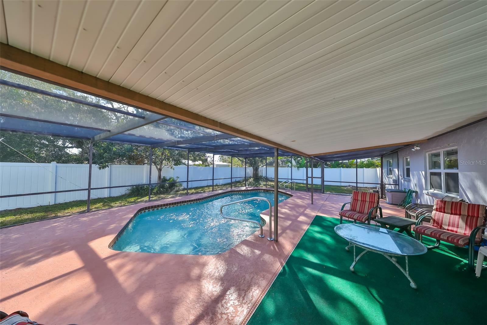 Property Photo:  3725 Woodmont Drive  FL 34232 