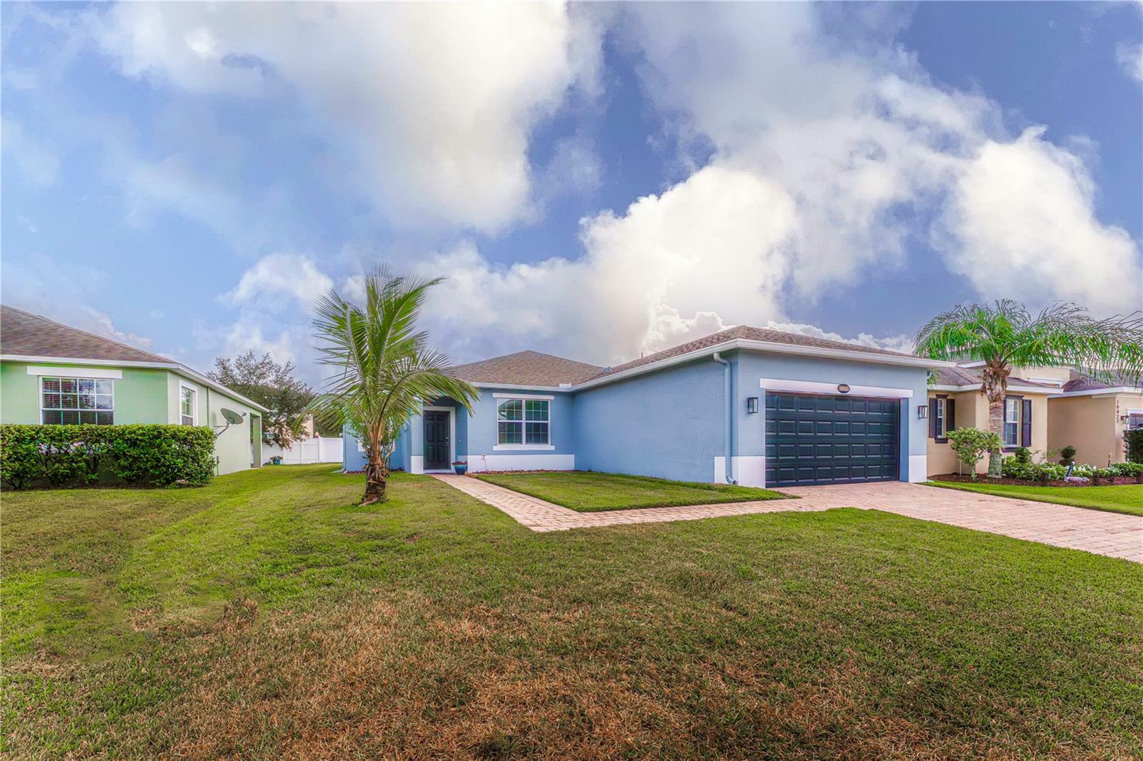 Property Photo:  10028 Pentridge Road  FL 32829 