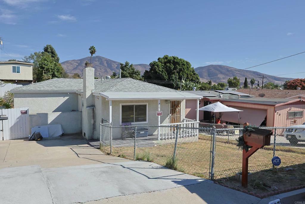 Property Photo:  827 La Presa  CA 91977 