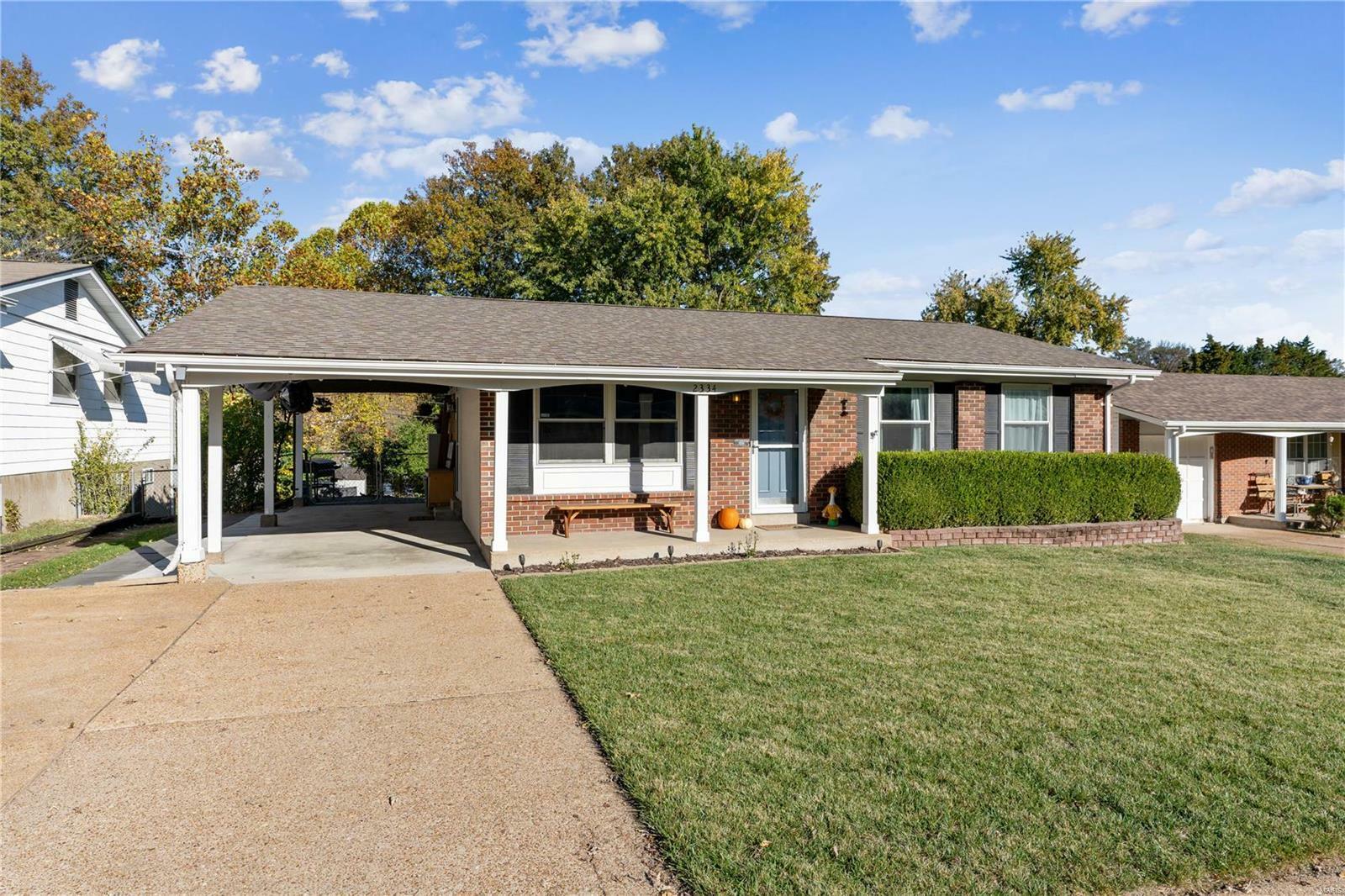 Property Photo:  2334 Wescreek Drive  MO 63043 