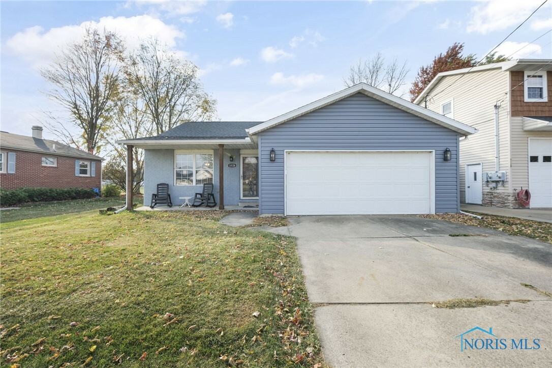 1026 Fishlock Avenue  Findlay OH 45840 photo