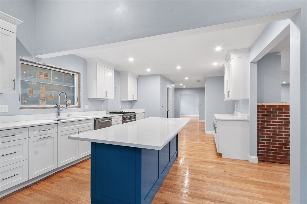 Property Photo:  6 Lovis Ave  MA 01880 