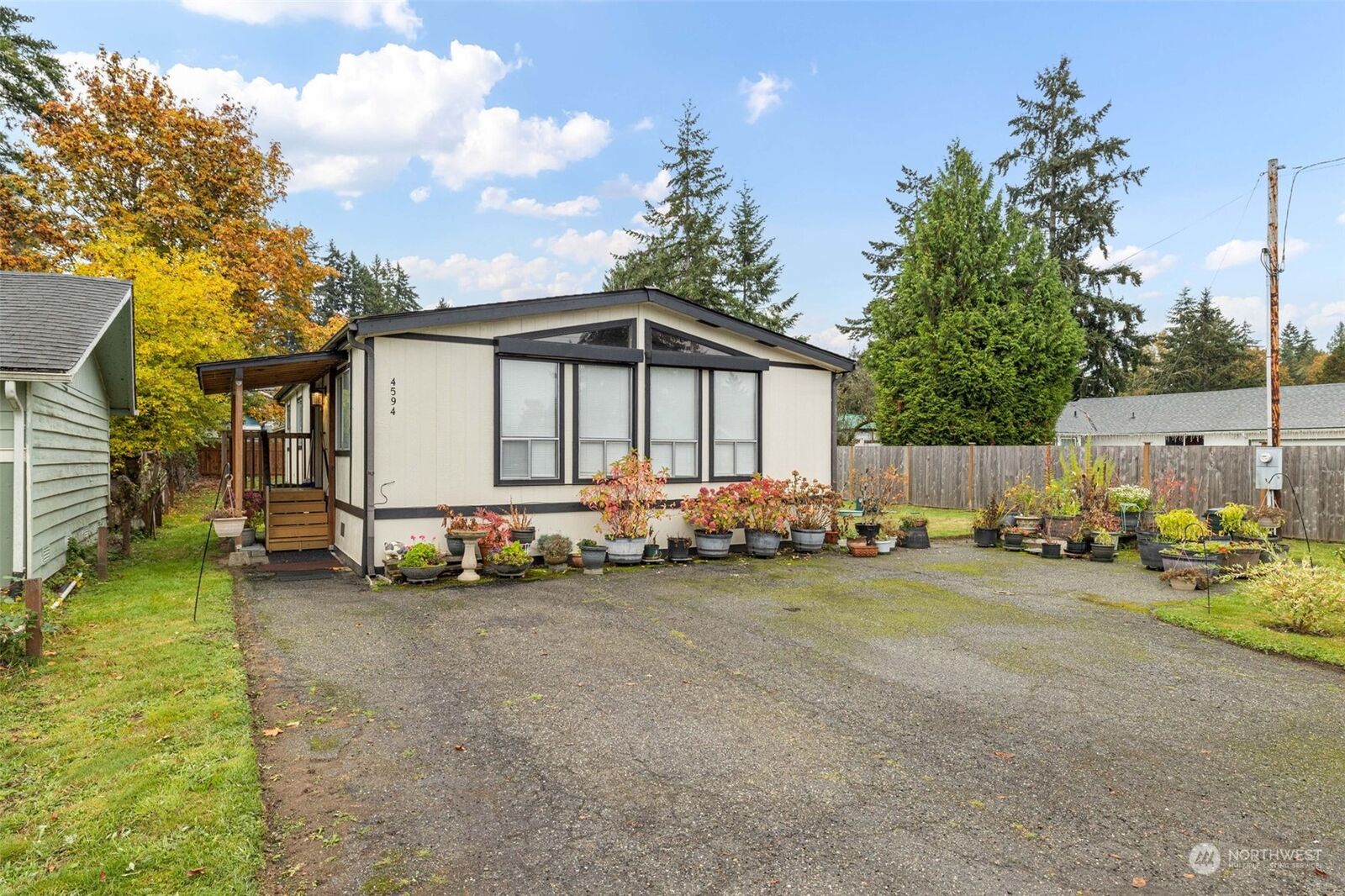 Property Photo: 4594 SE Horstman Road WA 98366