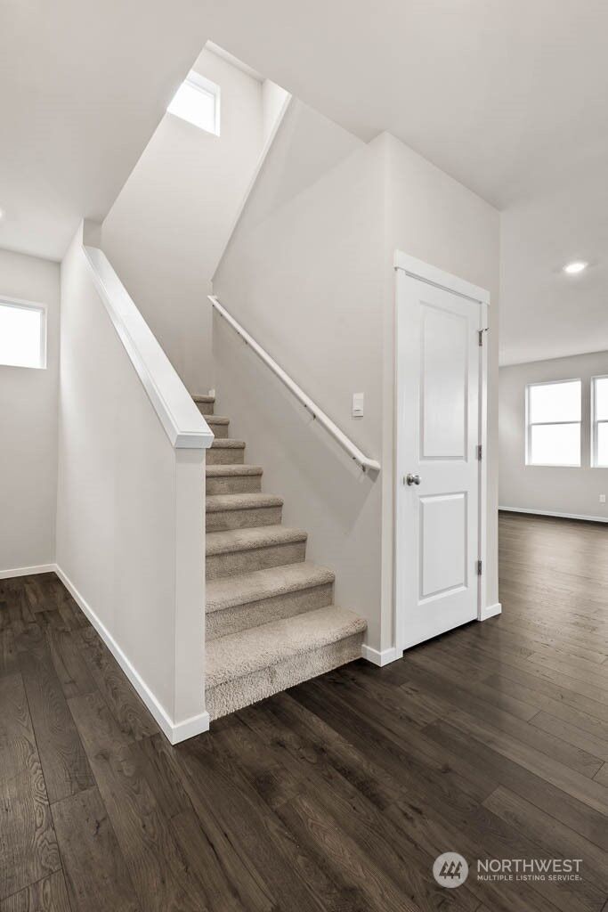 Property Photo:  6770  Langley Avenue NE 118  WA 98311 