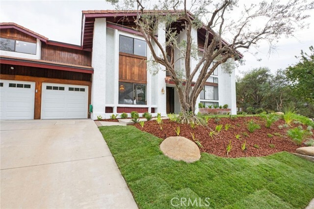 Property Photo:  2521 Flintridge Drive  CA 91206 