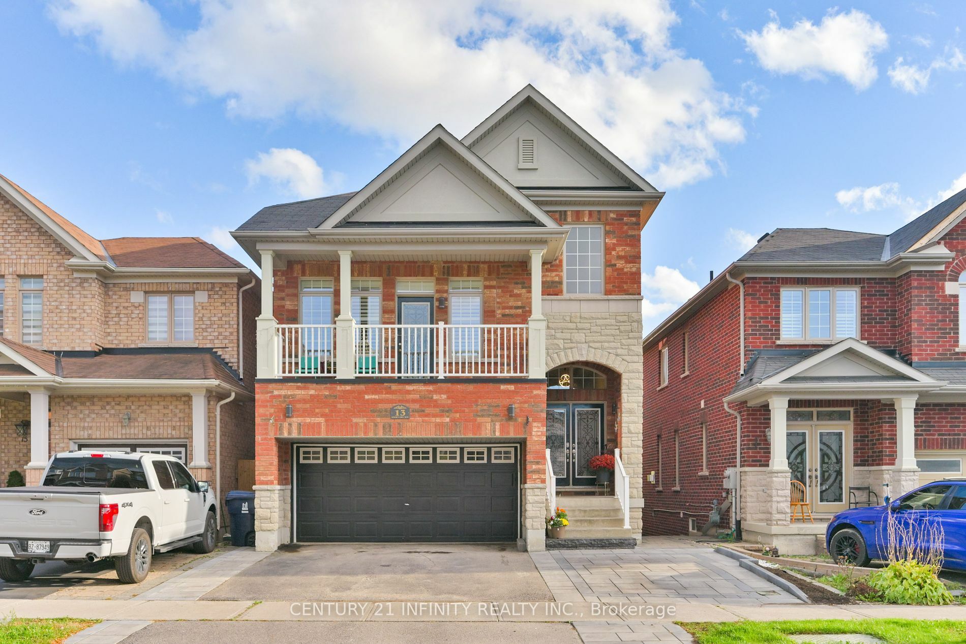 Property Photo:  13 Snowy Owl Way  ON M1X 0B4 