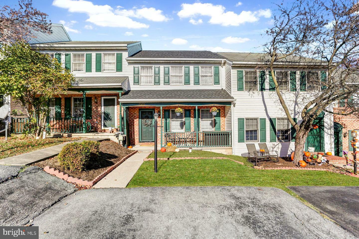 Property Photo:  2565 Woodmont Drive  PA 17404 