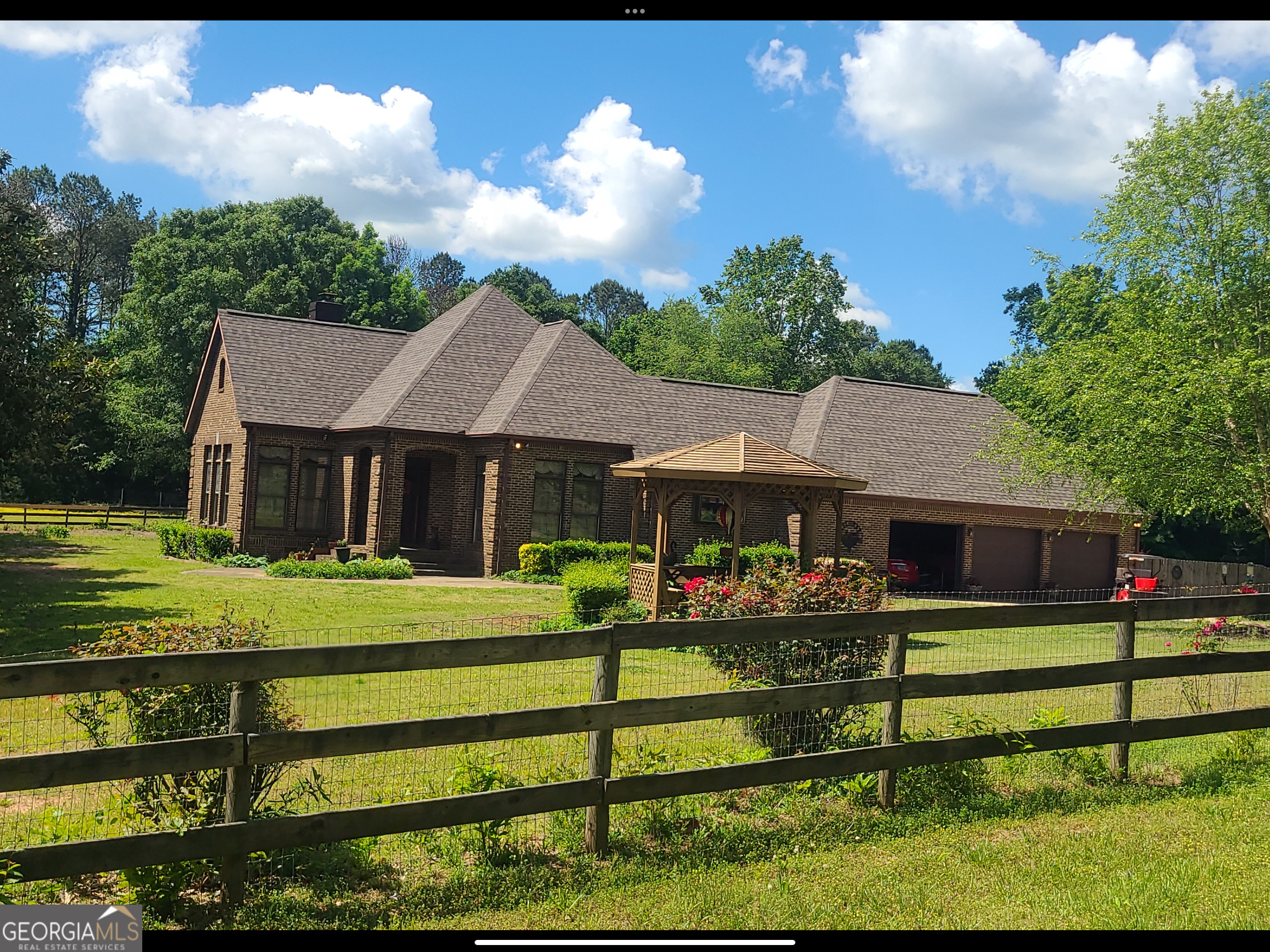 Property Photo: 7866 Hwy 54 GA 30277