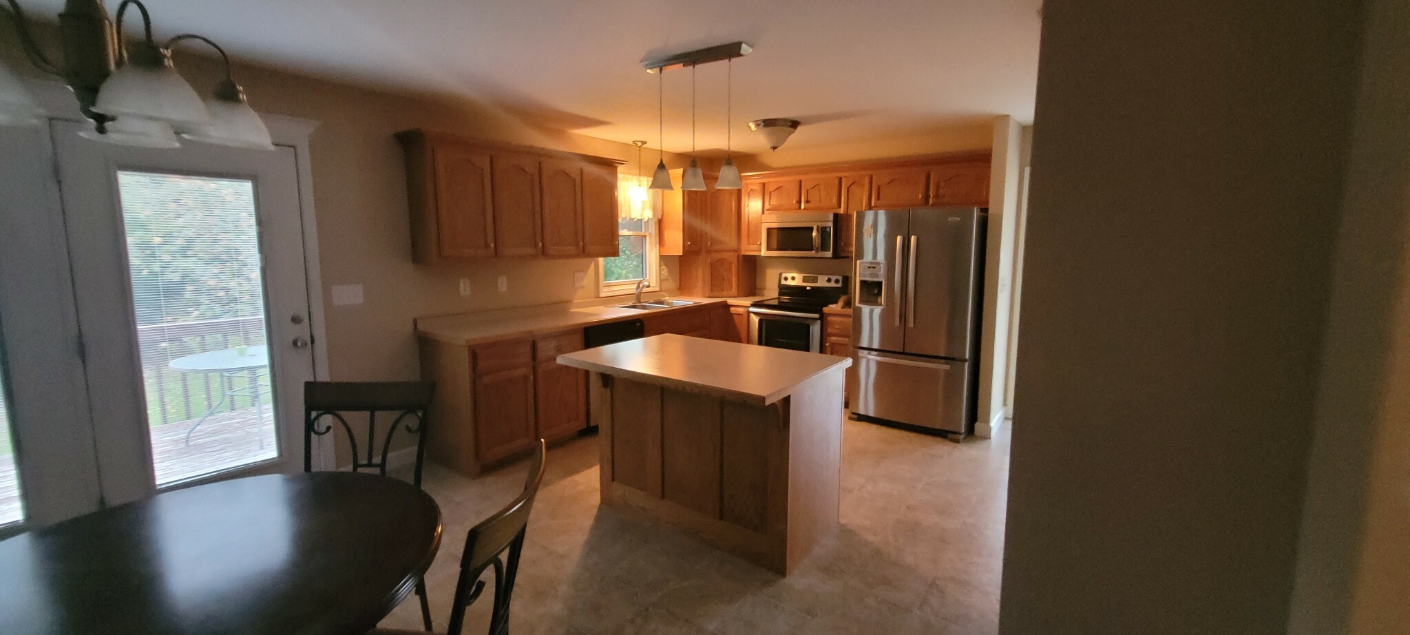 Property Photo:  104 Oak Crest Dr  TN 37178 