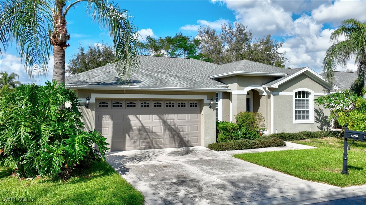 Property Photo:  12790 Meadow Hawk Drive  FL 33912 