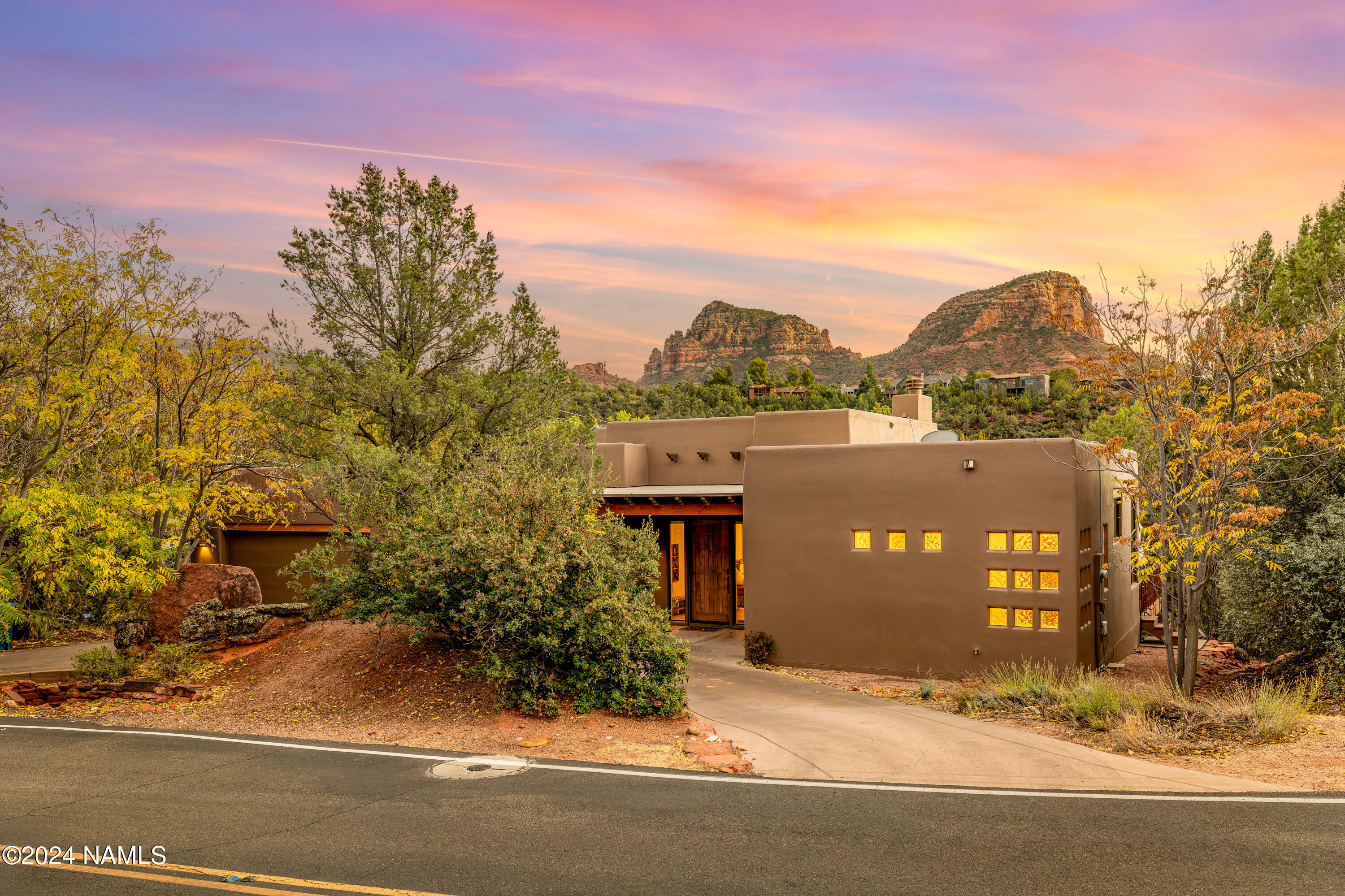 77 Palisades Drive S  Sedona AZ 86336 photo