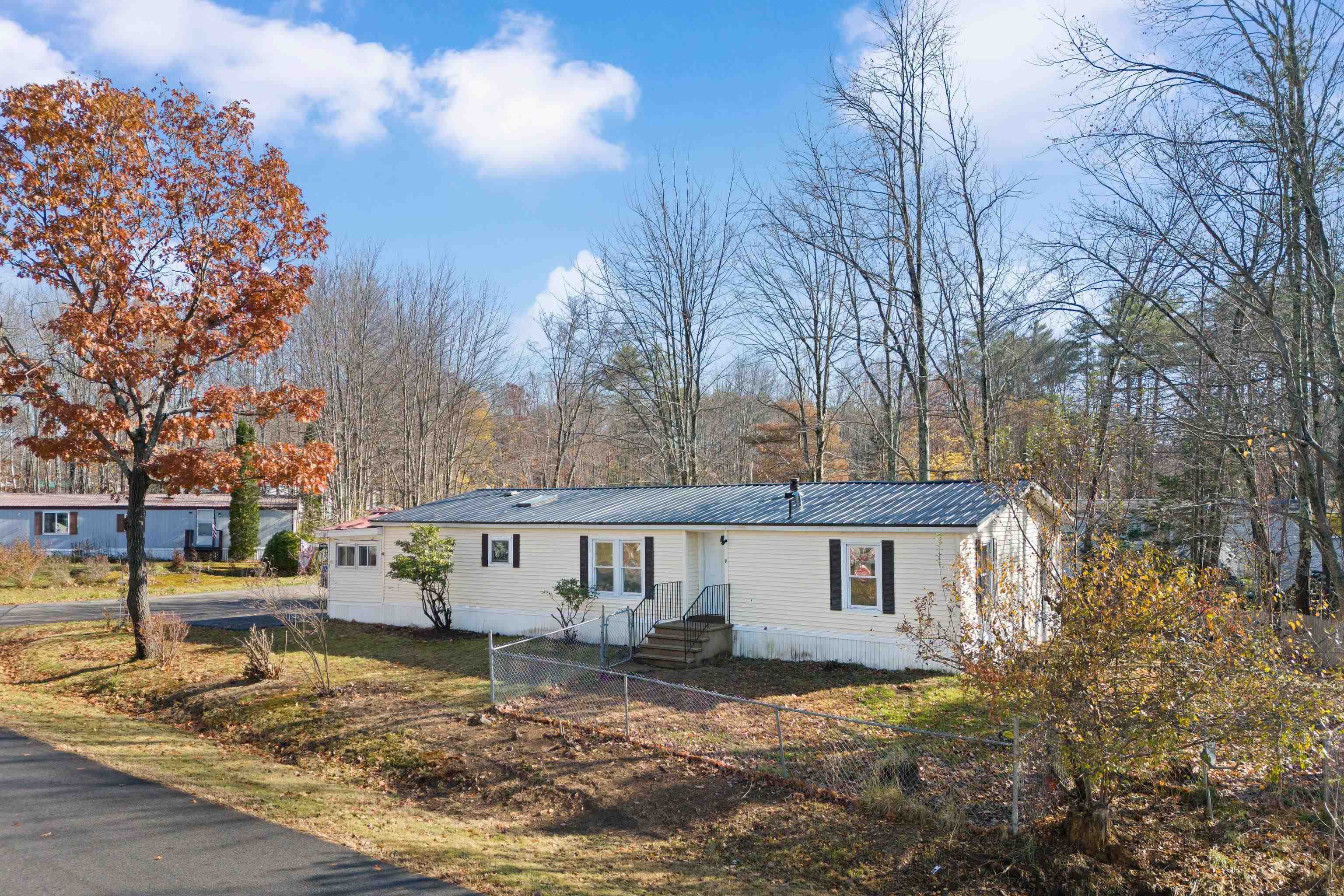 Property Photo:  7 Brownstone Lane  NH 03867 