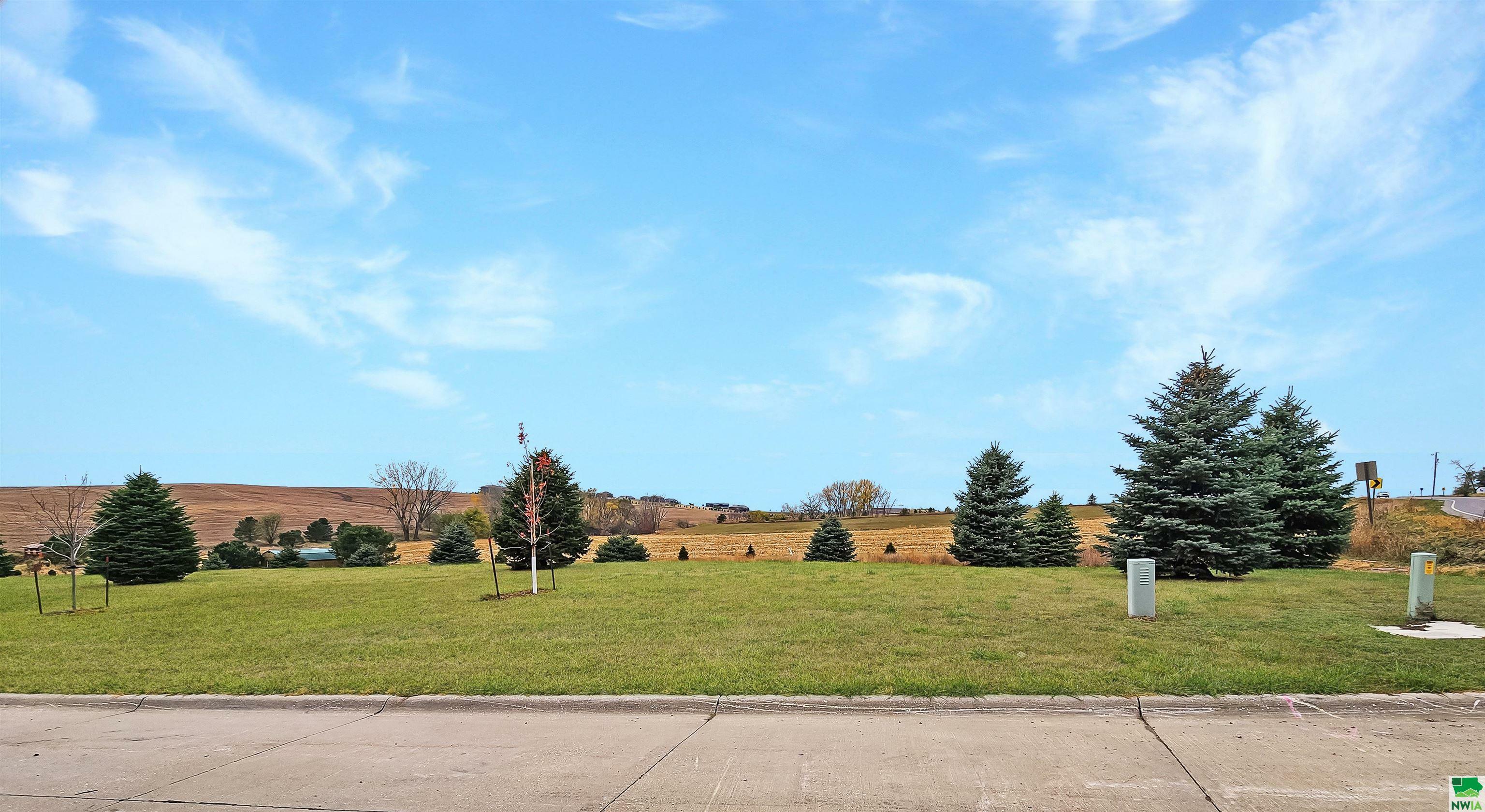 Property Photo:  Lot 3 Sweetwater Ct  IA 51038 